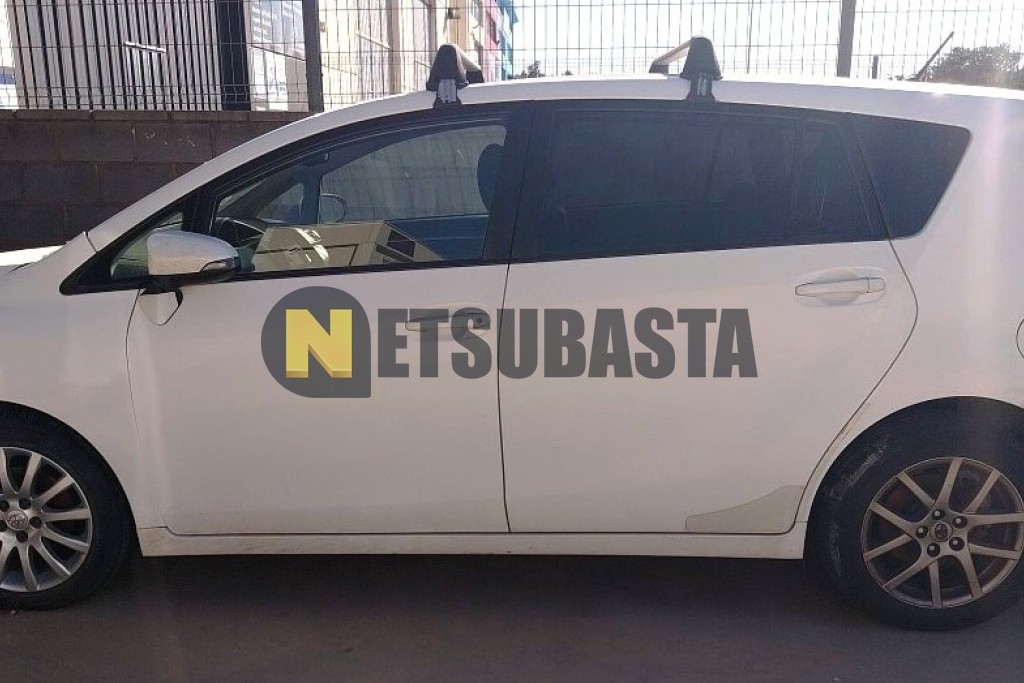 Toyota Verso 120D 7 plazas 2014