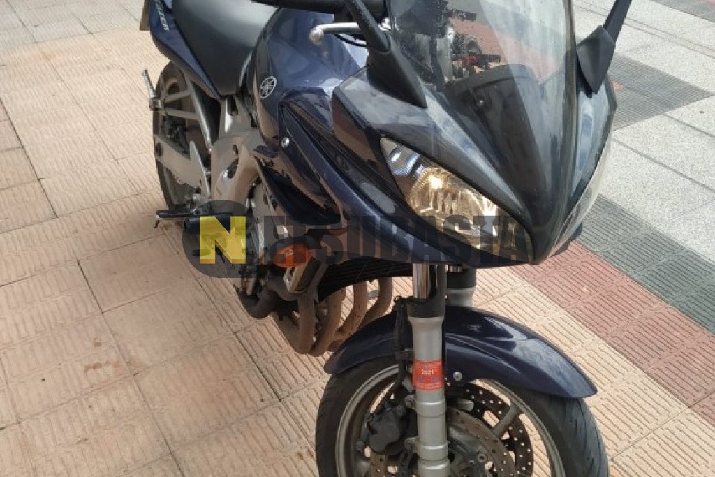 Yamaha FZ6 S 2004