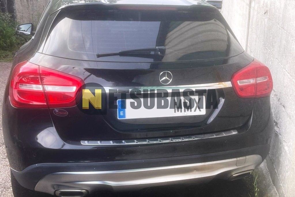 Mercedes-Benz GLA 200 CDI 2015
