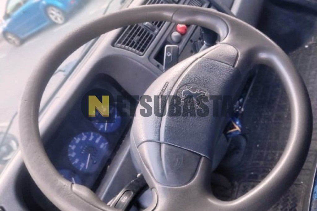 Peugeot Boxer 2.5D 2001
