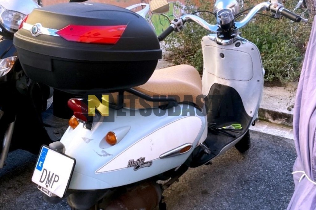 Aprilia Company 125 Custom 2005