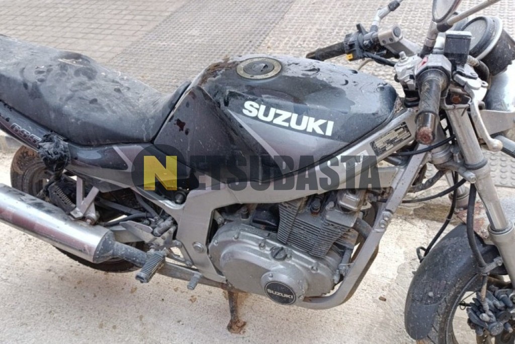 Suzuki GS 500 E 2000