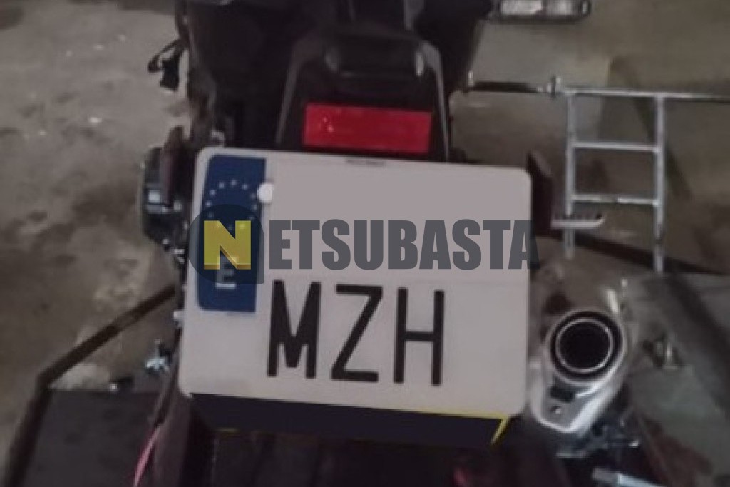 Kawasaki Z 900 2025
