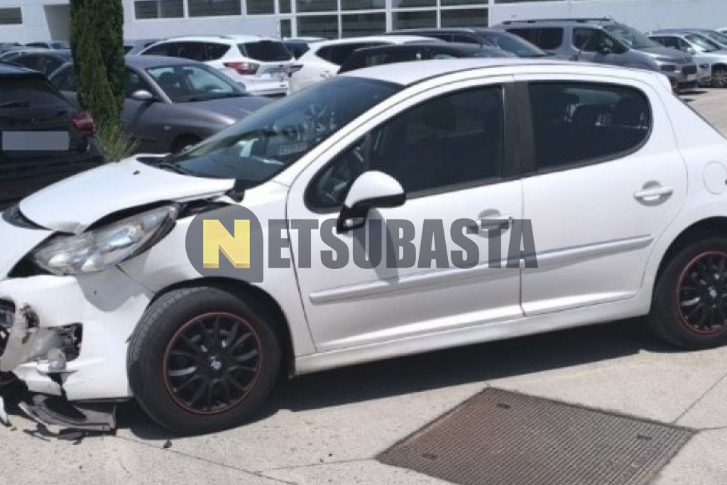 Peugeot 207 1.4 HDi 2014