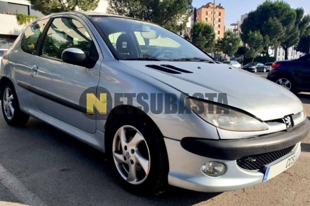Peugeot 206 2.0 HDi 2002