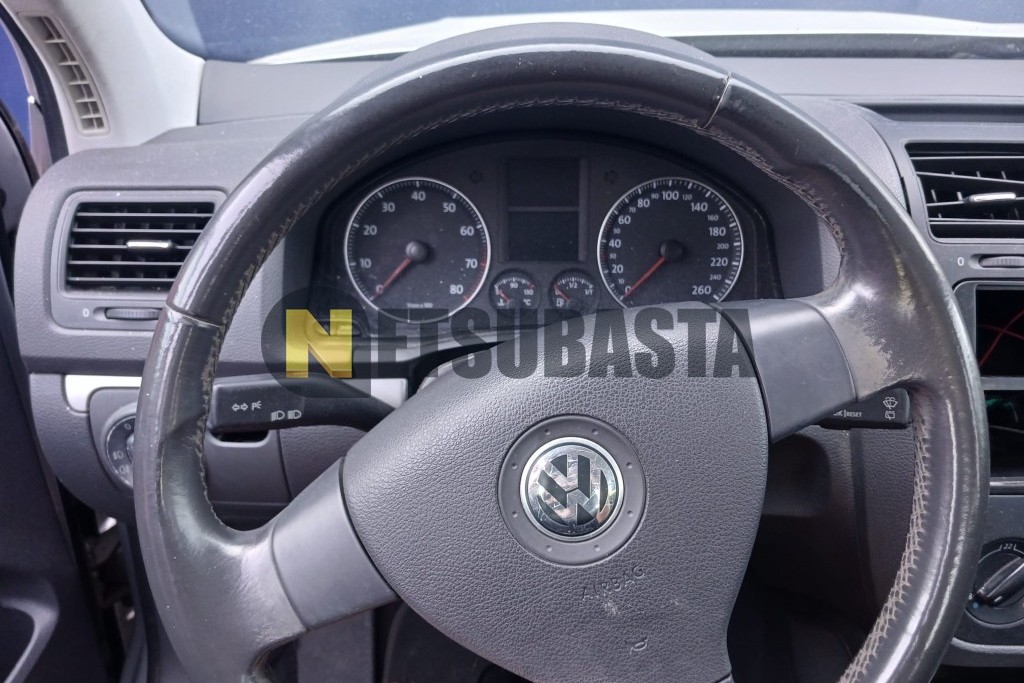Volkswagen Golf 1.6 FSI 2004