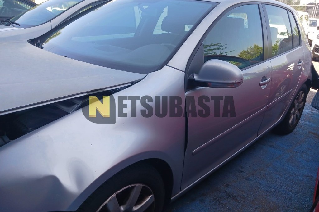 Volkswagen Golf 1.6 FSI 2004