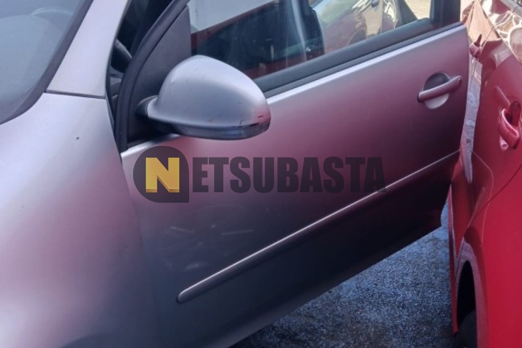 Volkswagen Golf 1.6 FSI 2004