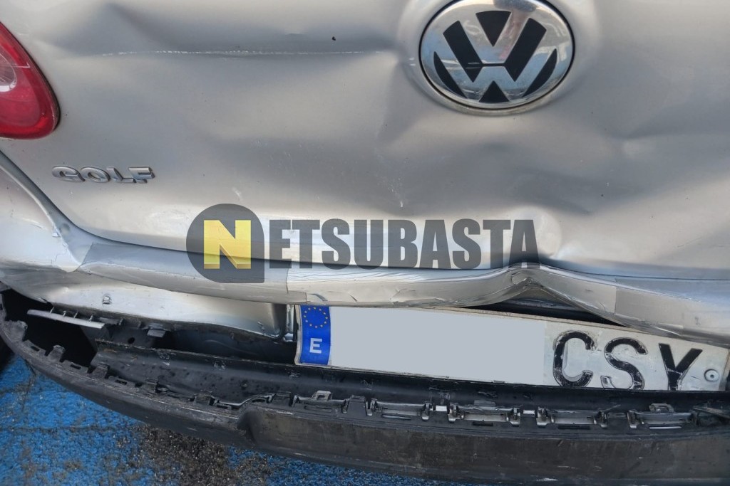 Volkswagen Golf 1.6 FSI 2004