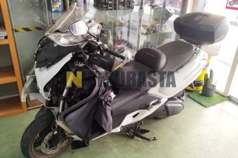 Yamaha Majesty 125 2001