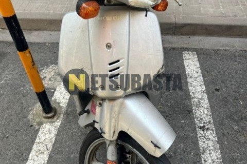 Yamaha Majesty 125 2004