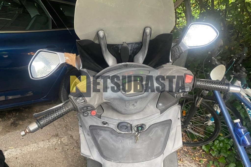 Piaggio X9 EVOLUTION 125 2005
