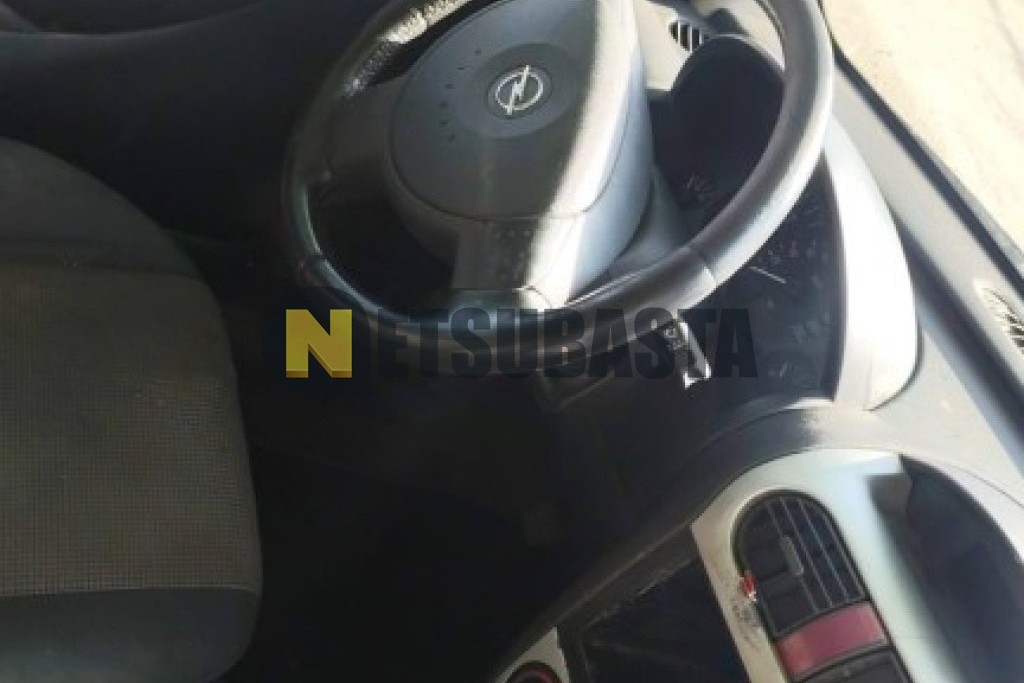 Opel Corsa 1.2 2004