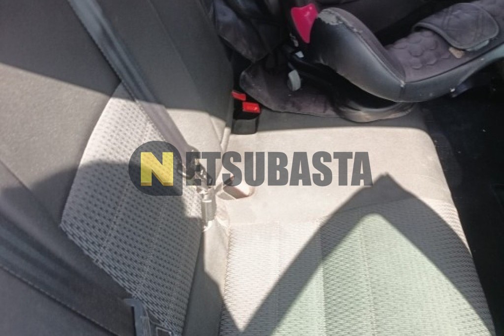 Toyota Avensis 2.0 D4-D 2012