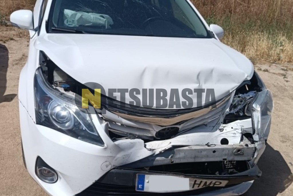 Toyota Avensis 2.0 D4-D 2012