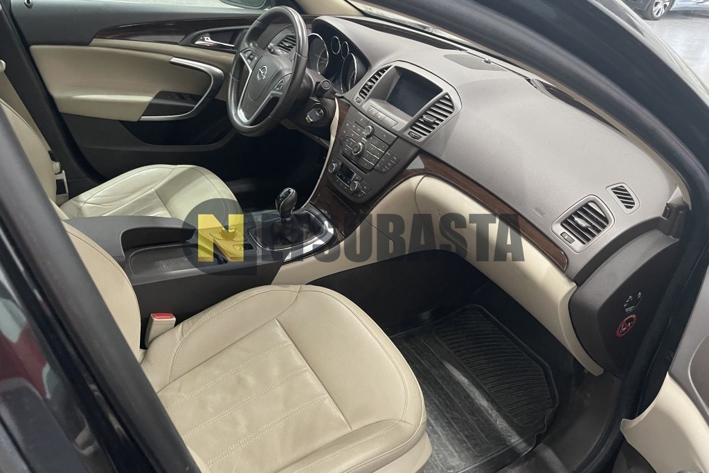 Opel Insignia 2.0 CDTI 2011
