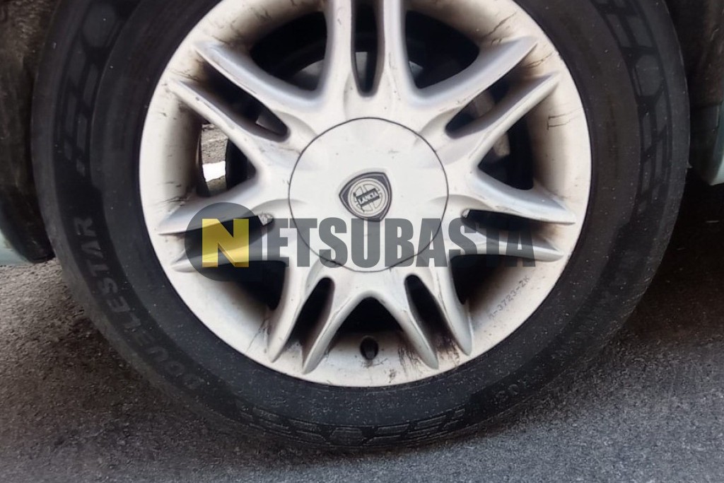 Lancia Lybra 1.9 JTD 2000