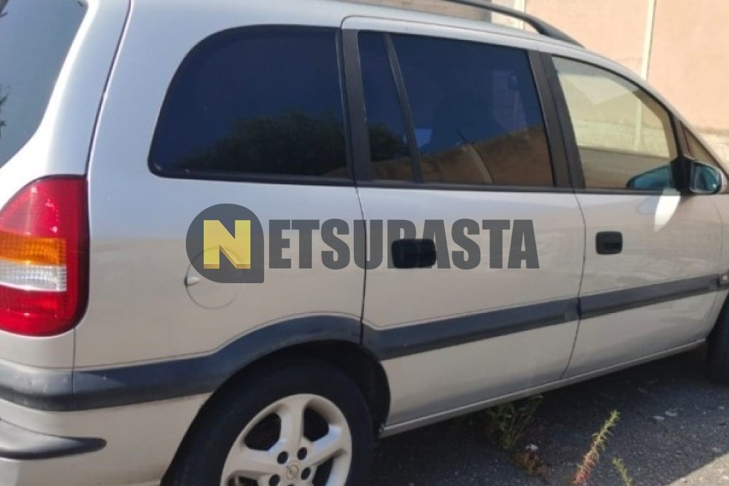 Opel Zafira 2.2 16V 2003