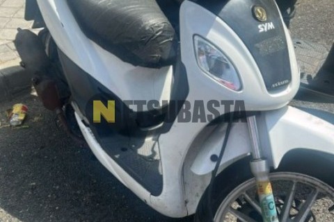 Suzuki GS 500 F 2008