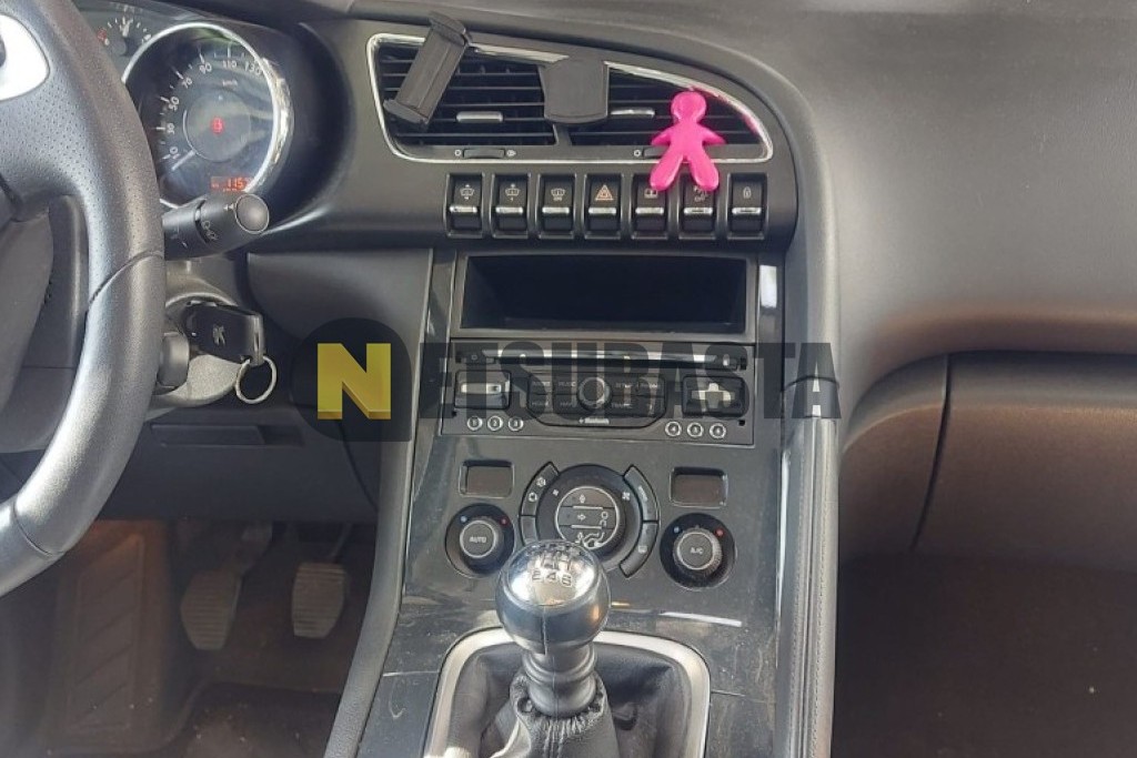 Peugeot 3008 1.2 PureTech 2015