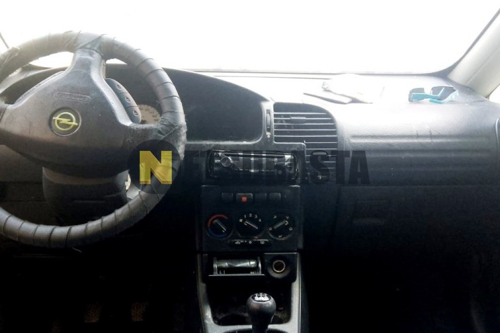 Opel Zafira 2.0 DI 16v 2000