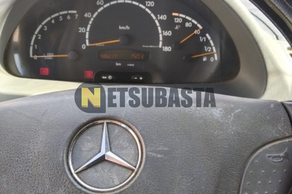 Mercedes-Benz Sprinter 208 CDI 2002