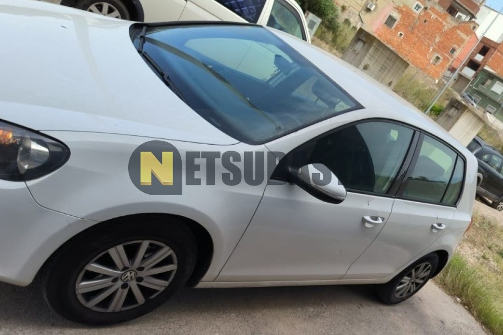 Volkswagen Golf 1.6 TDI DSG 7 vel. 2010