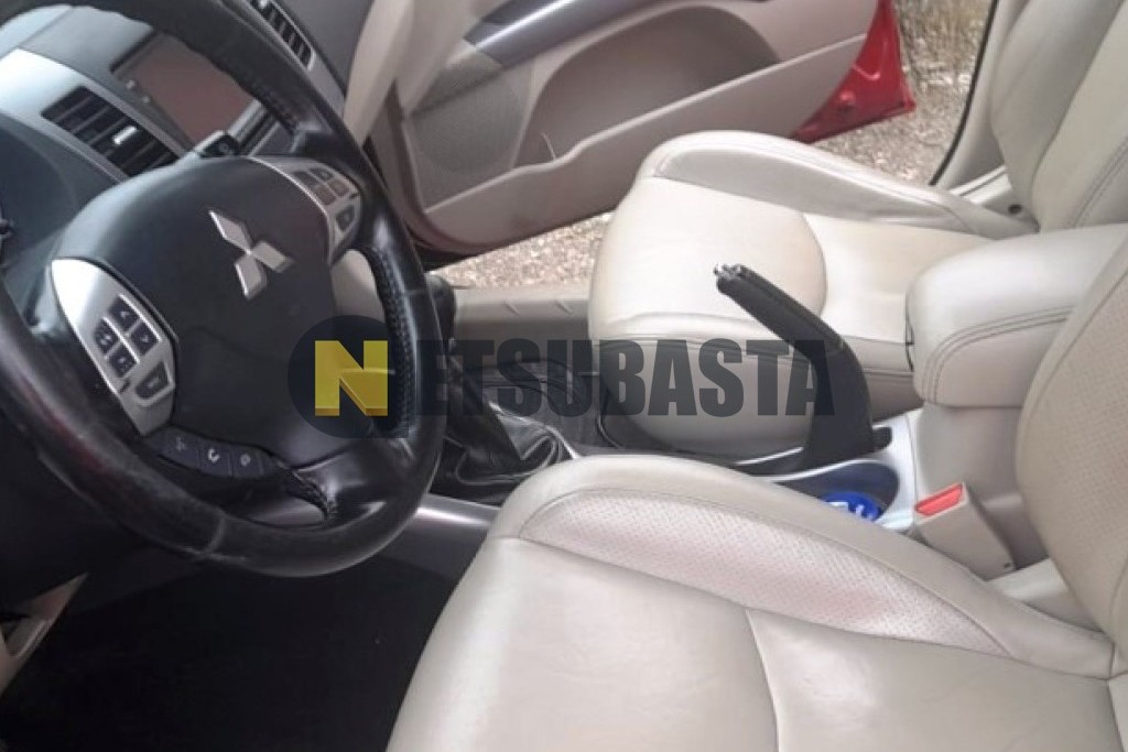 Mitsubishi Outlander 2.2 DI-D 2009