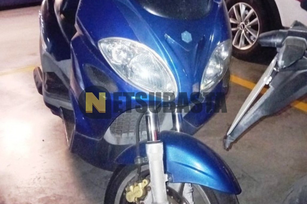 Piaggio X9 500 2005