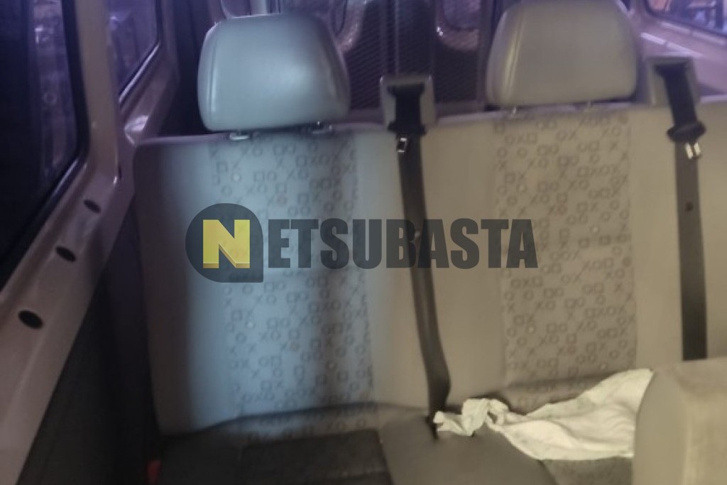 Volkswagen Crafter 2.5 TDI Autobús 2010