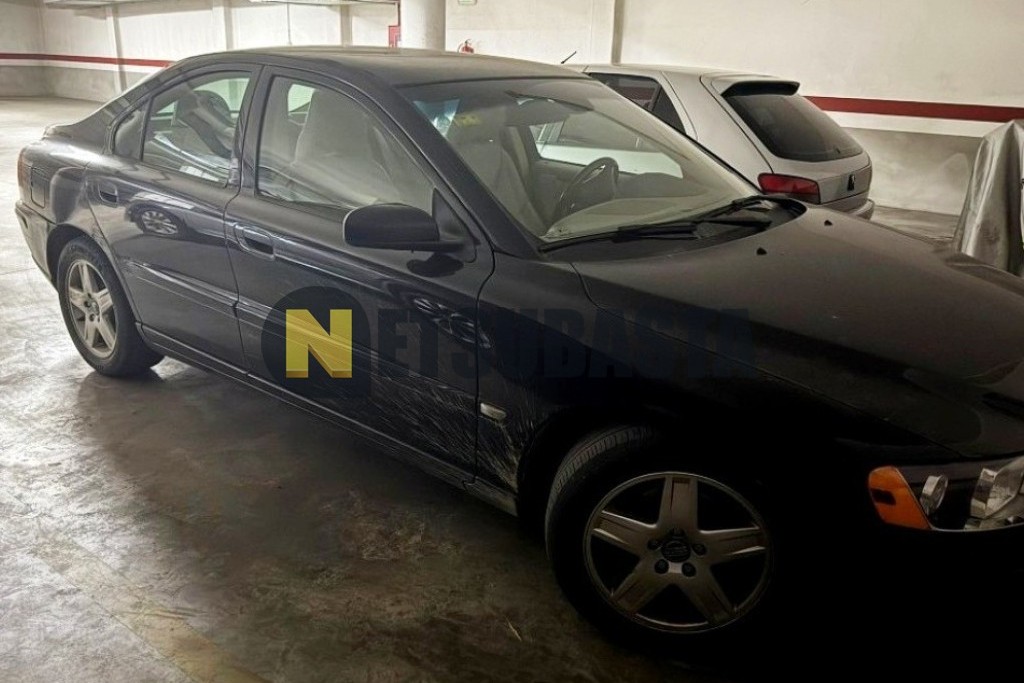 Volvo S60 2.4 D5 2006