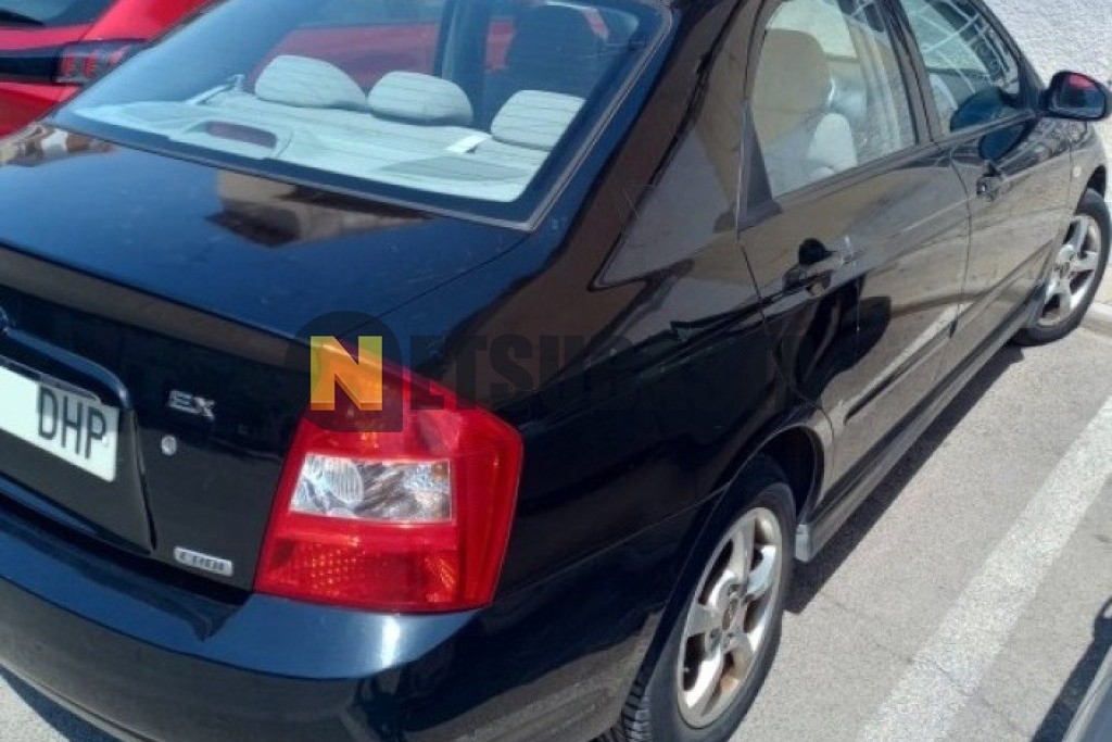 Kia Cerato 2.0 CRDi 2005