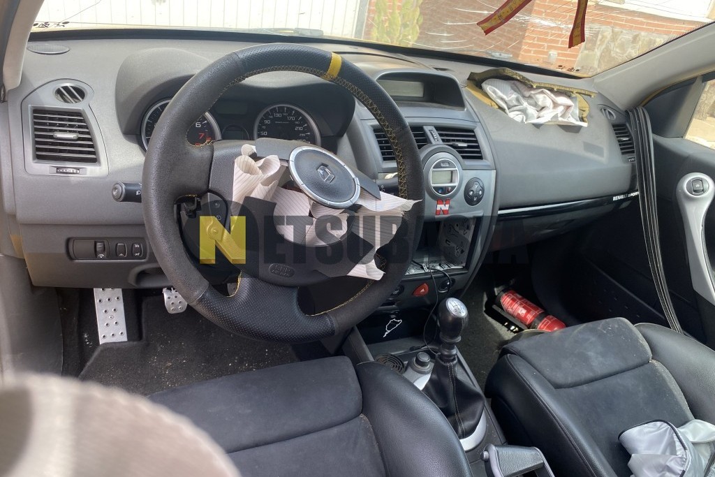Renault Megane 2.0T 16v F1 Team R26 2007