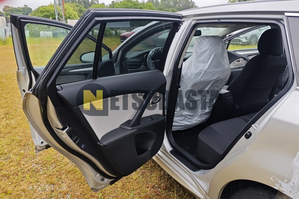 Toyota Avensis Touring Sports 150D 2015
