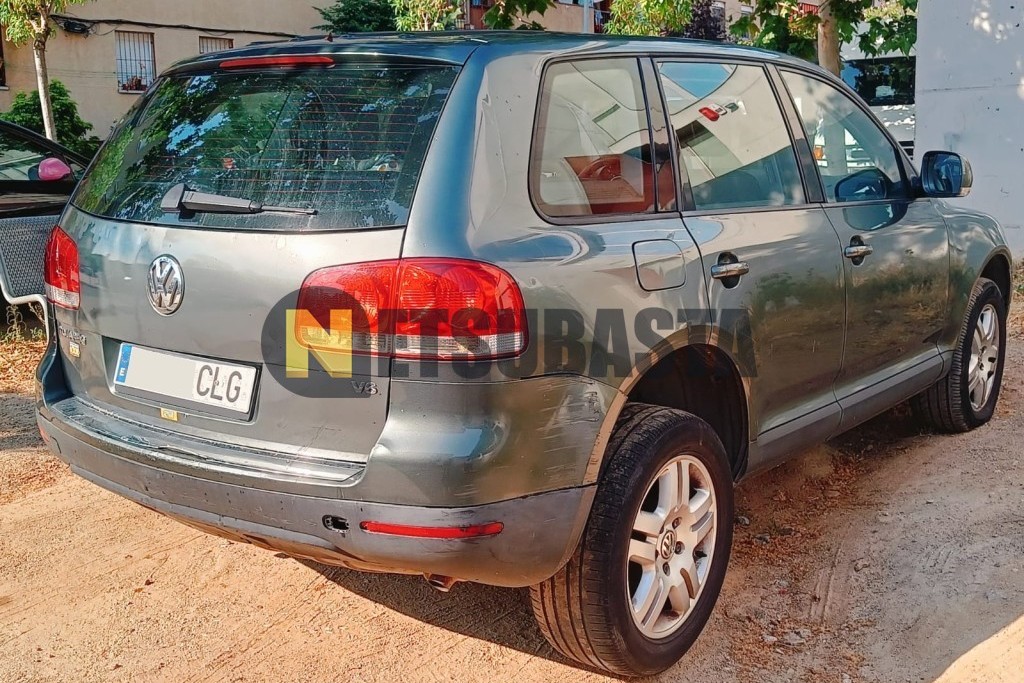 Volkswagen V6 3.2 Tiptronic 6 vel. 2003