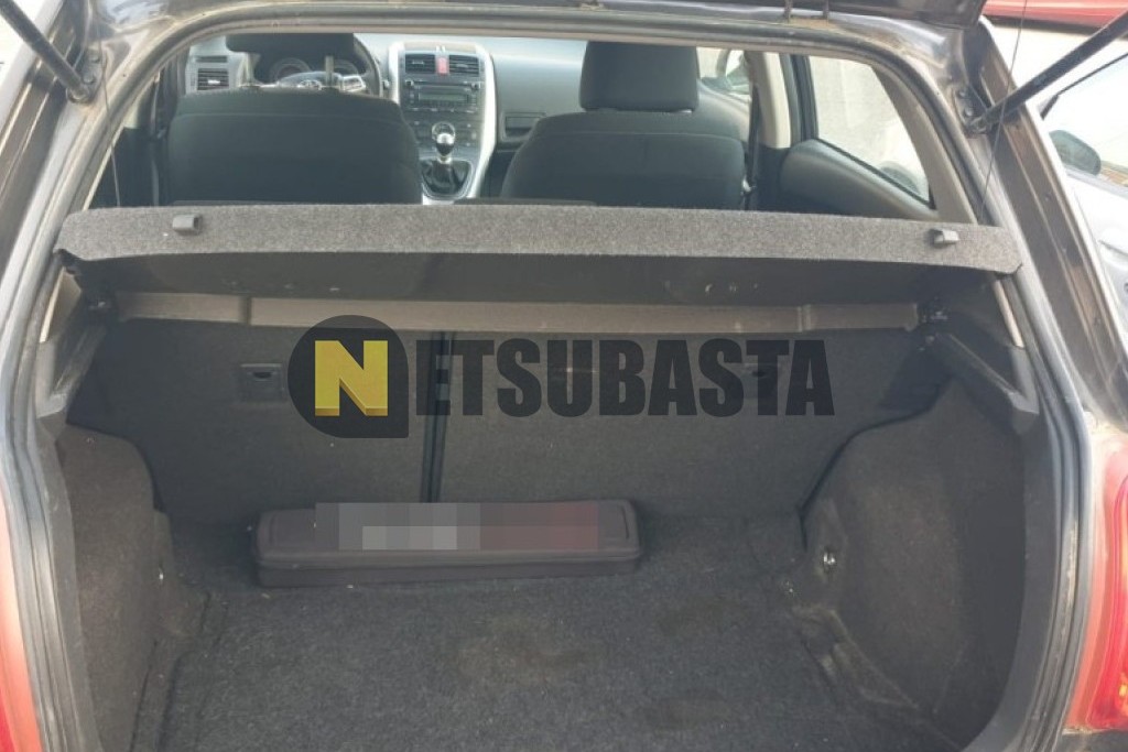Toyota Auris 1.4 D-4D 2011