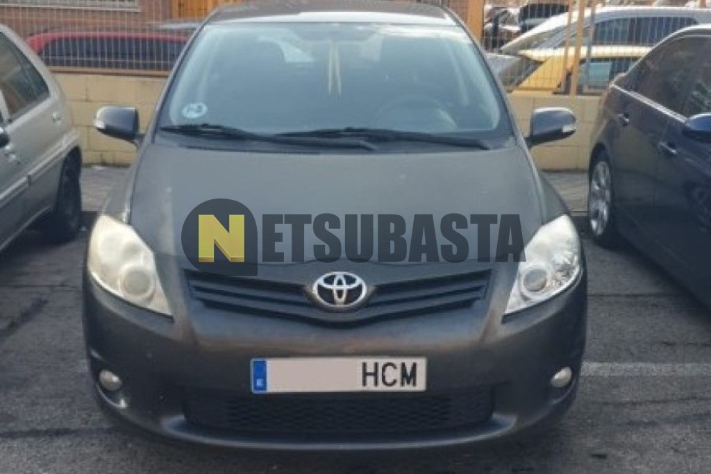 Toyota Auris 1.4 D-4D 2011