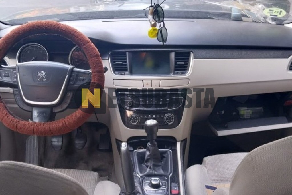 Peugeot 508 SW 2.0 HDi 2011