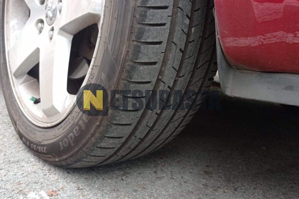 Dodge Caliber 2.0 CRD 2008