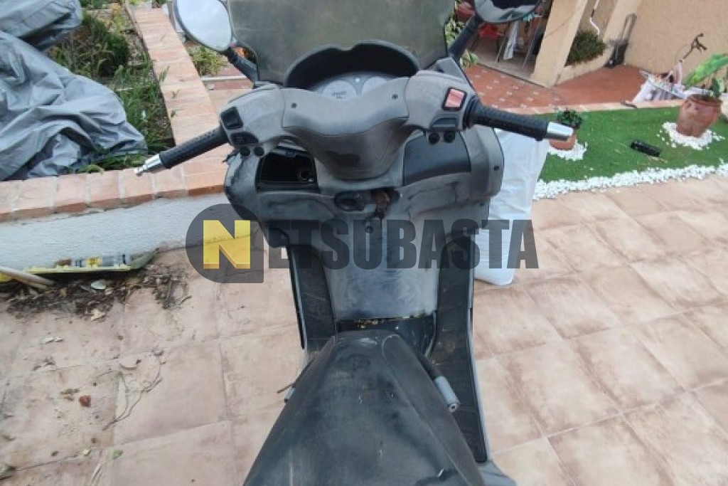 Piaggio X8 125 2006