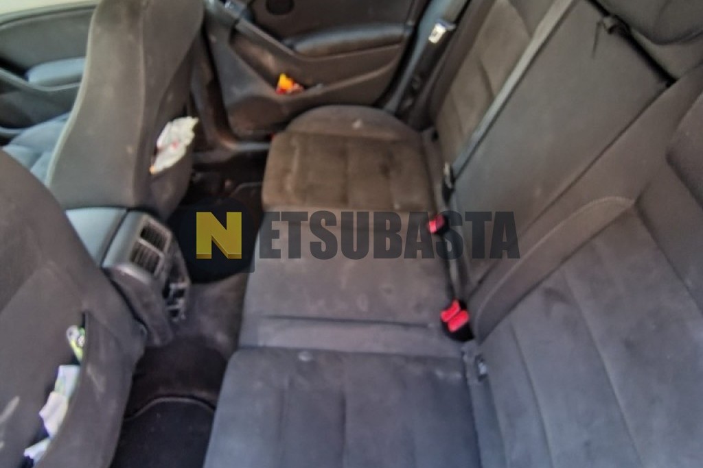 Volkswagen Golf 1.6 TDI DSG 7 vel. 2010