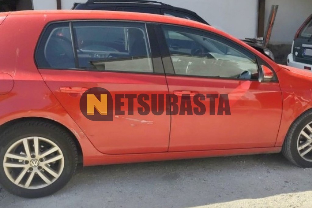 Volkswagen Golf 1.6 TDI DSG 7 vel. 2010