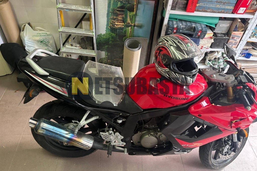 Hyosung GT 250R 2007