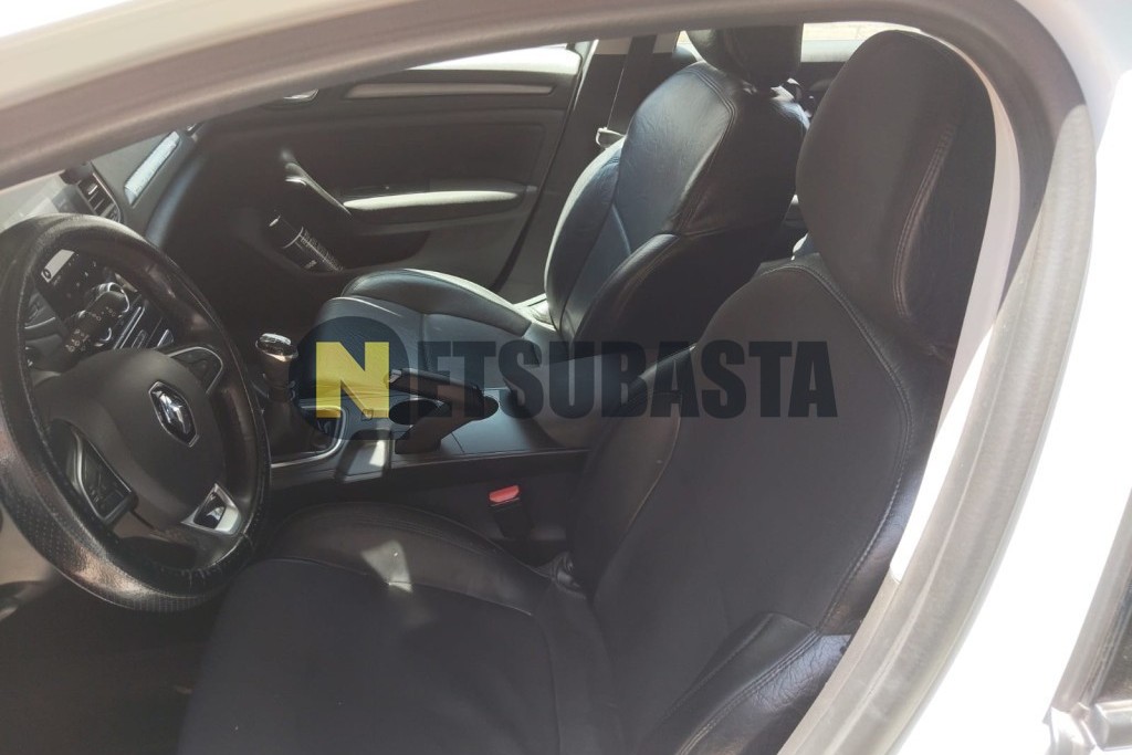 Renault Megane Sport Tourer 1.5 Blue dCi 2021
