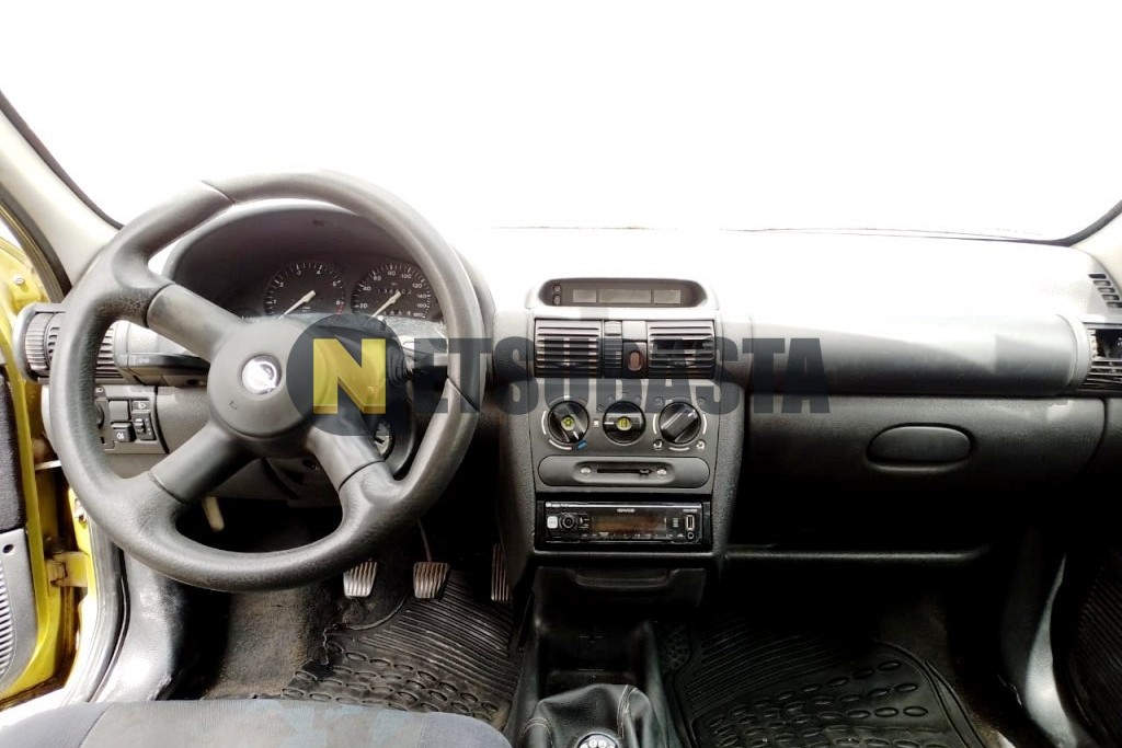 Opel Corsa 1.2 1998