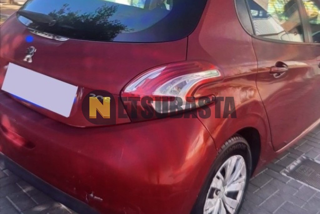 Peugeot 208 1.4 HDi 2012