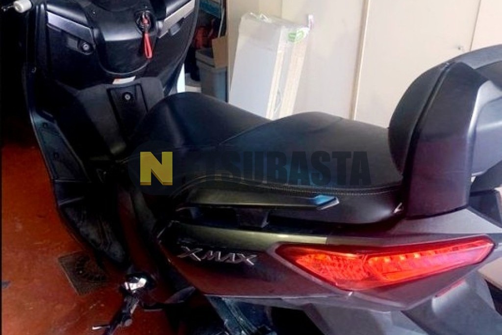 Yamaha XMAX 250 2016