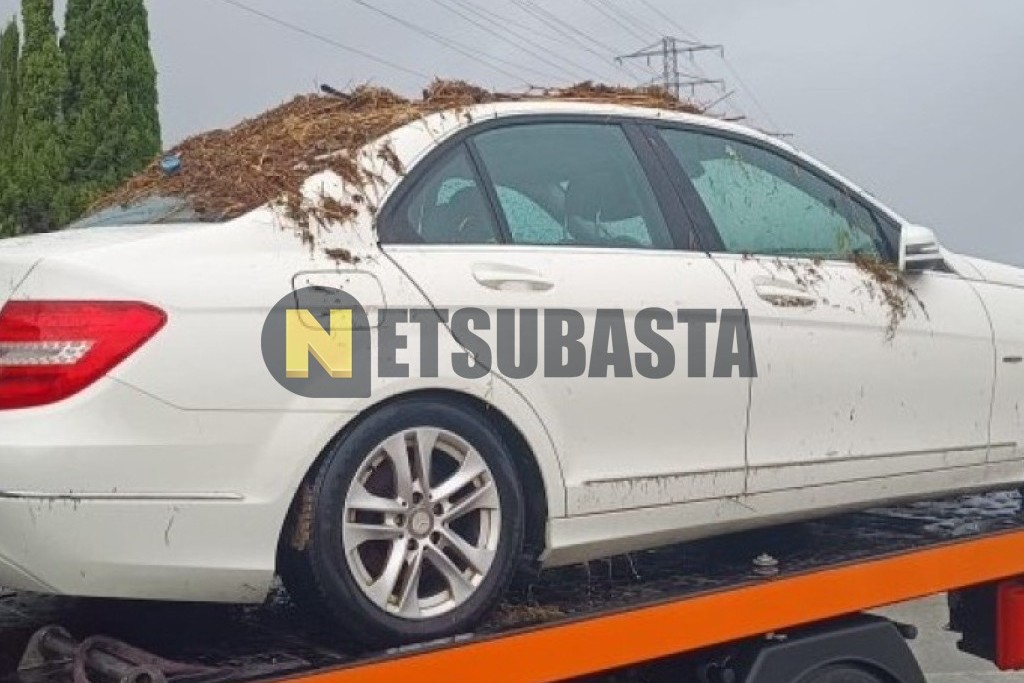 Mercedes-Benz C 180 2012