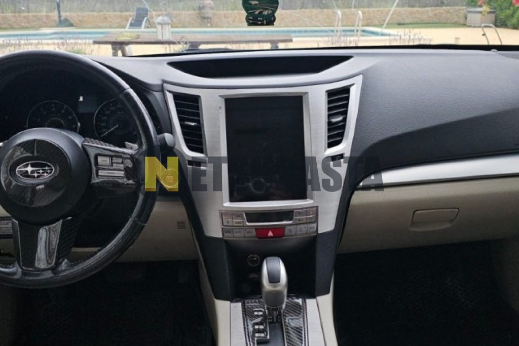 Subaru Outback 2.5i Lineartronic 2010