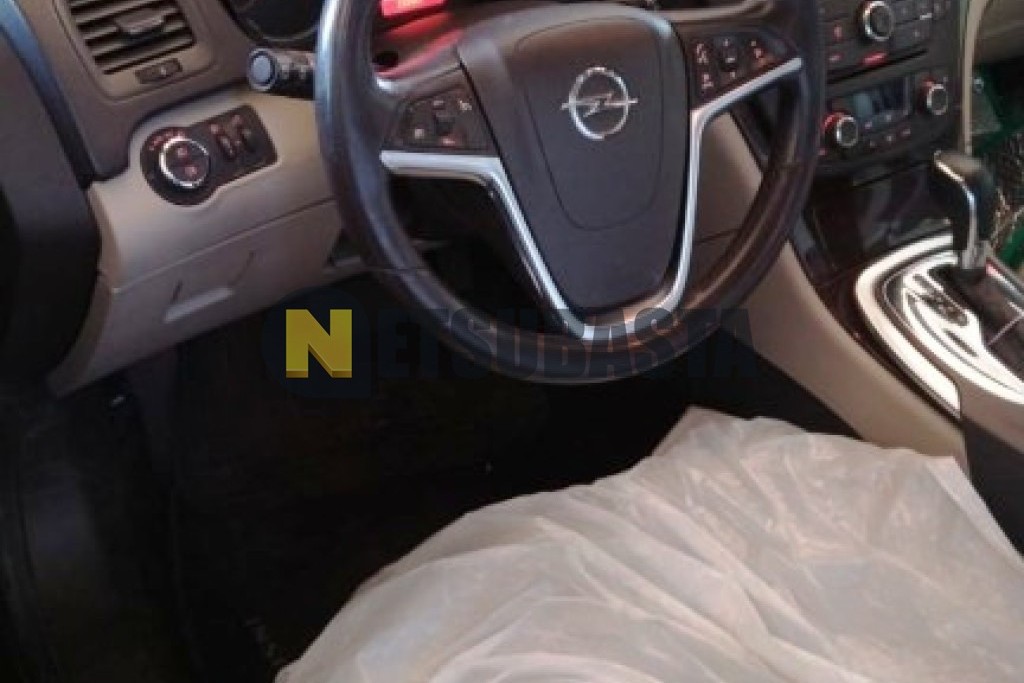 Opel Insignia 2.0 CDTi Active Select 2011